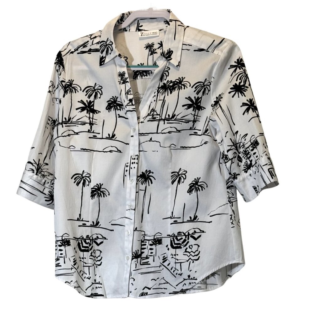 Women Black | White Shirt Size: L